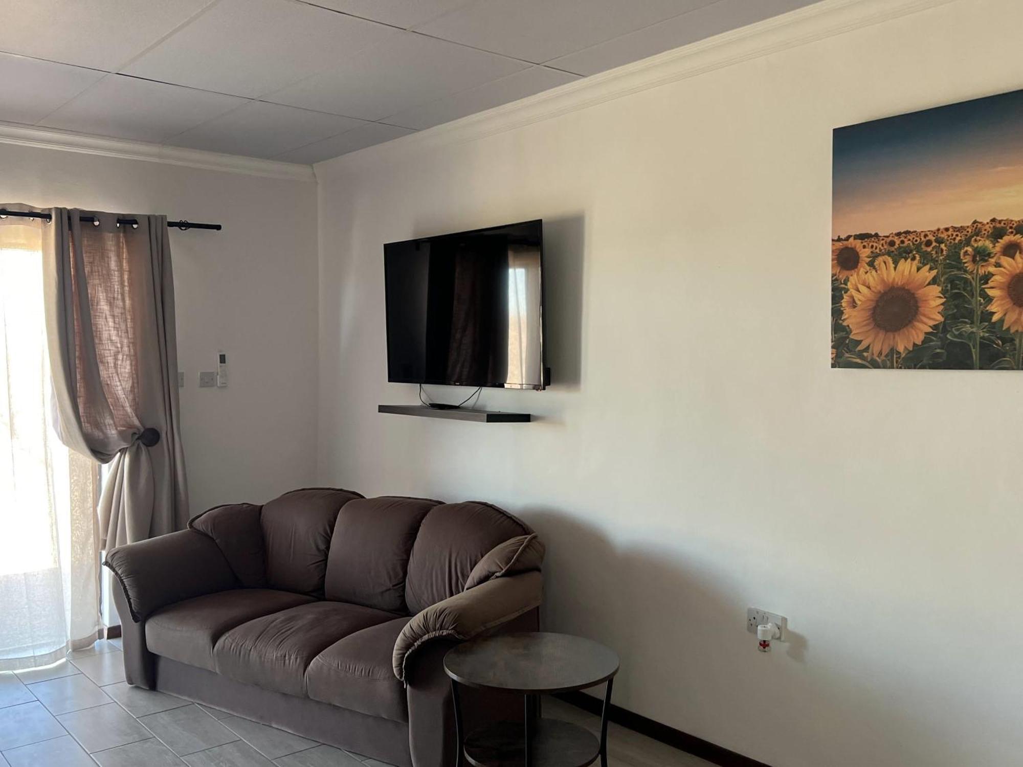 Plot 19 Villa Ghanzi Екстериор снимка